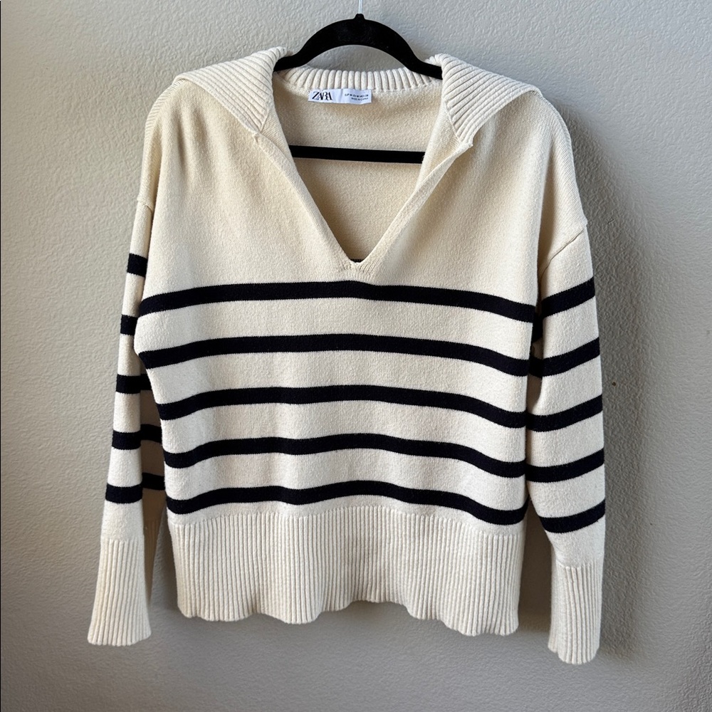 V-Neck Sweater in Cream and Black Stripes